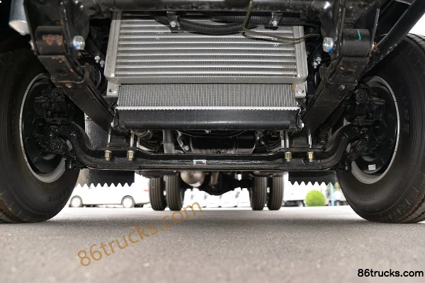 JAC Junling E3 152hp 4X2(6 wheels) 3.2m double-row van light truck Chassis (1) | 86Trucks
