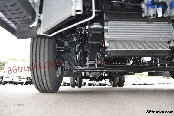 JAC Junling V5 132hp 4X2(6 wheels) 3.89m semi-sleeper flatbed light truck (China VI) Chassis (2) | 86Trucks
