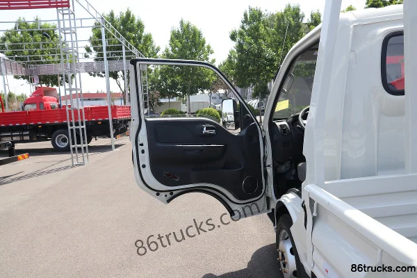 JAC Kaida X5 1,6 L 120 ch 4X2(6 roues) essence camion léger à plateau simple cabine 3,31 m (China VI) (1) | 86Trucks