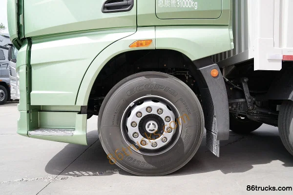 FAW Jiefang J7 camion lourd Édition Classique 560 ch 8X4(12 roues) camion porteur fourgon 9,5 m (ralentisseur hydraulique) Châssis (2) | 86T