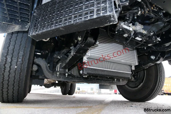JAC Shuailing Q3 130 ch 4X2(6 roues) camion léger fourgon à cabine simple 4,13 m (China VI) Châssis (2) | 86Trucks