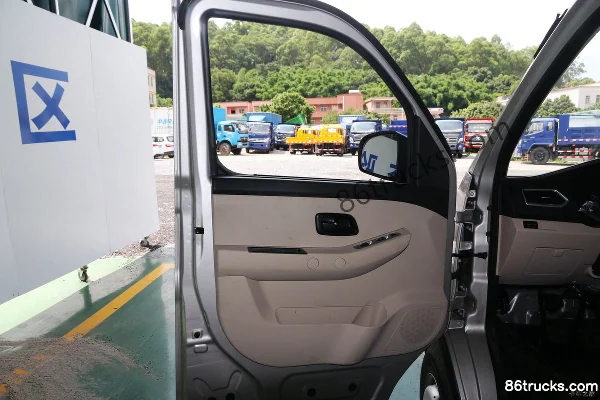 Changan Kuayue Xinbao T5 Deluxe 1.6L 122hp 4X2(6 wheels) Gasoline 2.85m Single Row Cage Cargo Small Truck (China VI) (Single Rear Wheel) Cab