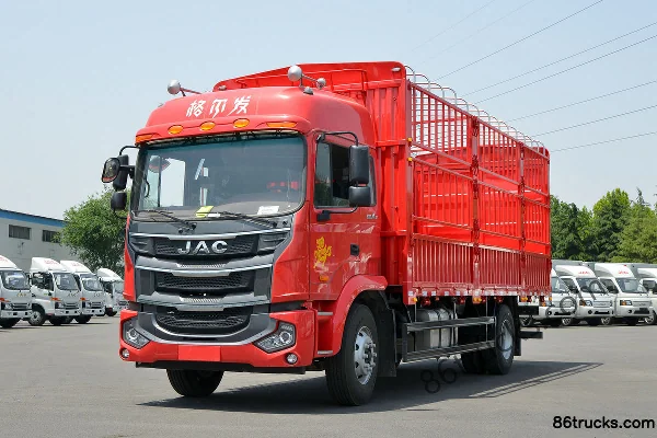 JAC Gallop A5L medium truck 220 hp 4X2(6 wheels) 6.8 m stake truck Exterior (3) | 86Trucks