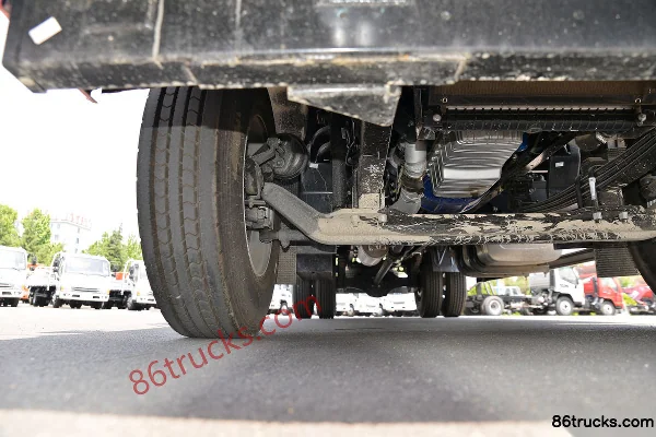 JAC Gallop A5L medium truck 220 hp 4X2(6 wheels) 6.8 m stake truck Chassis (2) | 86Trucks