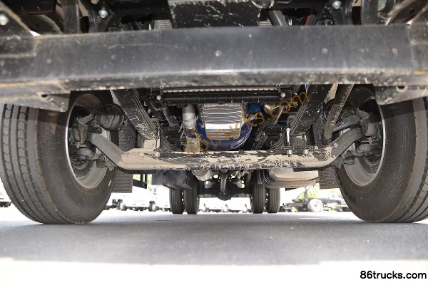 JAC Gallop A5L medium truck 220 hp 4X2(6 wheels) 6.8 m stake truck Chassis (1) | 86Trucks