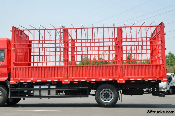 JAC Gallop A5L medium truck 220 hp 4X2(6 wheels) 6.8 m stake truck Body (2) | 86Trucks