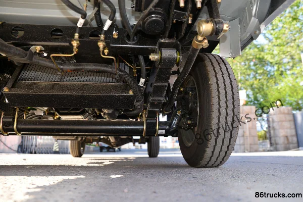 Kama Ruiling 1,3 L 91 ch 4X2(6 roues) essence camion plateau double cabine 2,55 m (China VI) Châssis (3) | 86Trucks
