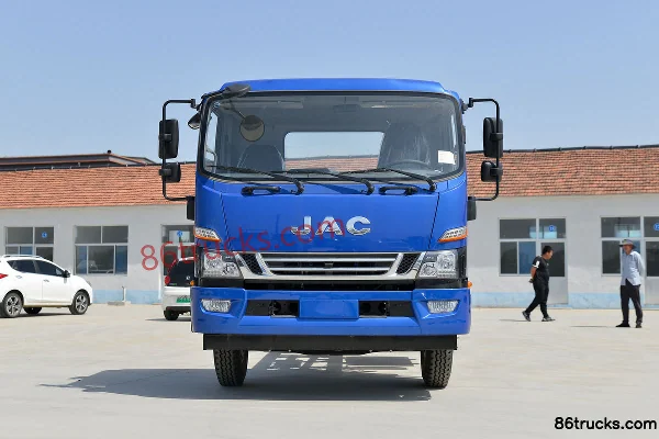 JAC Dewos V8 195hp 4X2(6 wheels) 5.48m Semi-panel Van Cargo Truck (China VI) Exterior (2) | 86Trucks