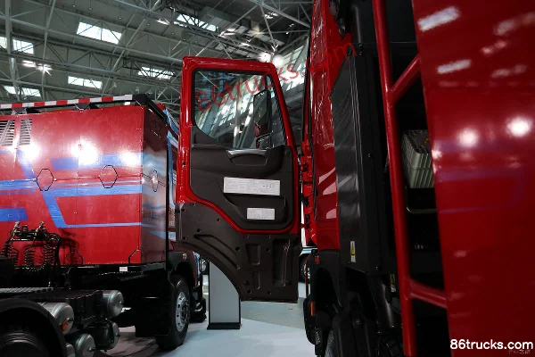Dongfeng Liuqi Chenglong H7 400 hp 6X4(10 wheels) Hybrid Dump Truck Cab (2) | 86Trucks