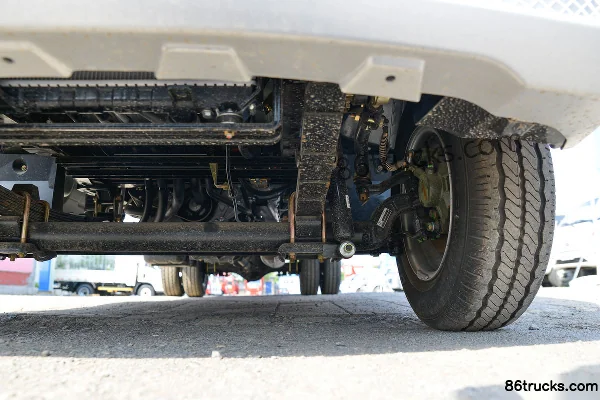 Kama Ruijie 1.5L 113hp 4X2(6 wheels) Gasoline 2.5m Double Row Van Mini Truck (China VI) Chassis (3) | 86Trucks