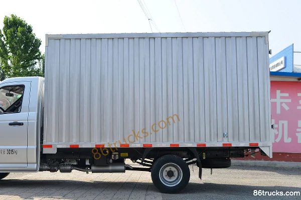 Kama Ruijie 1.5L 113hp 4X2(6 wheels) Gasoline 2.5m Double Row Van Mini Truck (China VI) Body (2) | 86Trucks