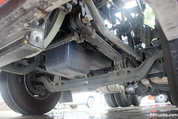 FAW Jiefang Qingdao HanVH camion lourd 460 ch 6X4(10 roues) tracteur routier Châssis (3) | 86Trucks