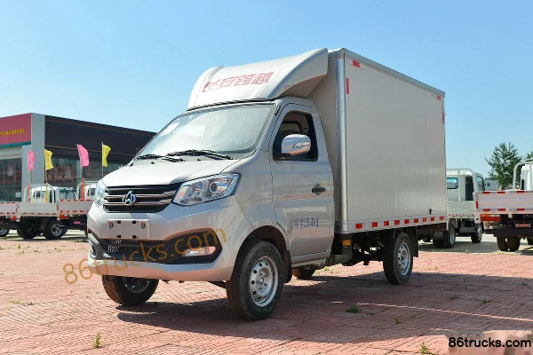 Changan Kuayue Wang X1 Confort 1.5L CNG 97 ch 4X2(6 roues) 3,035 m micro camion fourgon simple cabine (China VI) Extérieur (3) | 86Trucks