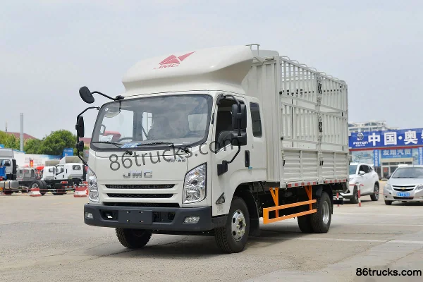 JMC Kaiyun Blue Whale Standard 152 hp 4X2(6 wheels) 3.645m Crew Cab Stake Truck Exterior (3) | 86Trucks
