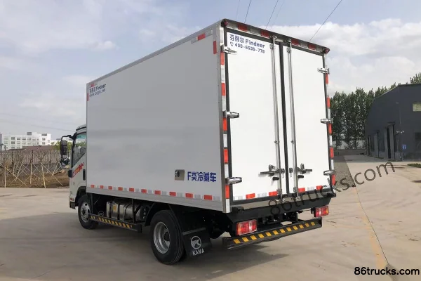 Kama Kaijie M3 Zunxiang Edition 130hp 4X2(6 wheels) 4.1m Refrigerated Truck Exterior