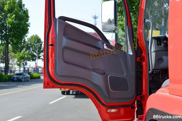 JAC Dewos V9 Grand Taureau d'Or 220 ch 4X2(6 roues) 6,8 m camion porteur fourgon (toit surélevé) Cabine (2) | 86Trucks