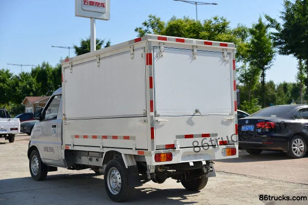 Wuling Rongguang Mini Truck 1.5L 107 hp 4X2(6 wheels) gasoline 2.285m single-row wing-opening box mini truck Body (3) | 86Trucks