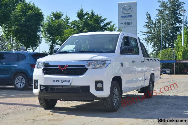 Wuling Zhengtu Pickup 2021 model 1.5L gasoline 99 hp double-row pickup Cab (3) | 86Trucks