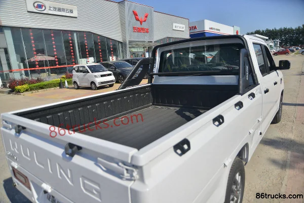 Wuling Zhengtu Pickup 2021 model 1.5L gasoline 99 hp double-row pickup Body (6) | 86Trucks