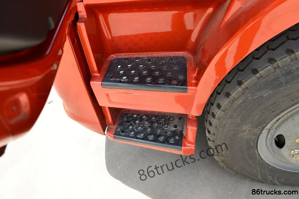 FAW Jiefang J6L medium truck Super Value Edition 180 hp 4X2(6 wheels) 6.2m flatbed truck Cab (3) | 86Trucks