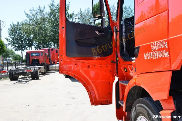 Sinotruk HOWO TH7 heavy truck 480 hp 6X4(10 wheels) AMT automatic tractor truck Cab (2) | 86Trucks