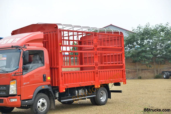 Sinotruk HOWO Dream Classic 116hp 4X2(6 wheels) 4.15m single row stake truck Body (1) | 86Trucks