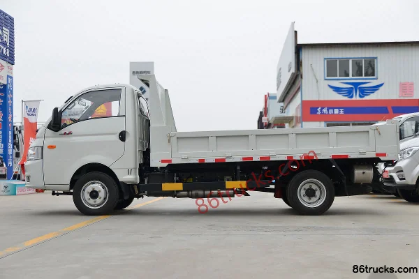 Dongfeng Xiaobawang W17 102 hp 4X2(6 wheels) 3.3 m dump truck Exterior (3) | 86Trucks