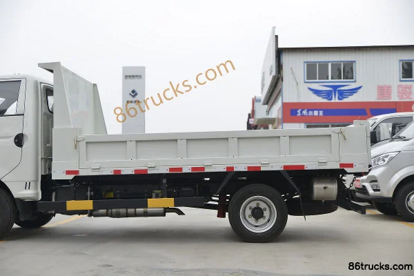 Dongfeng Xiaobawang W17 102 hp 4X2(6 wheels) 3.3 m dump truck Body (2) | 86Trucks