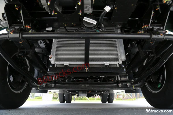 FARIZON Xingzhi H8E 4.495T 4.14m Single Row Pure Electric Box Light Truck 4X2(6 wheels) Chassis (1) | 86Trucks