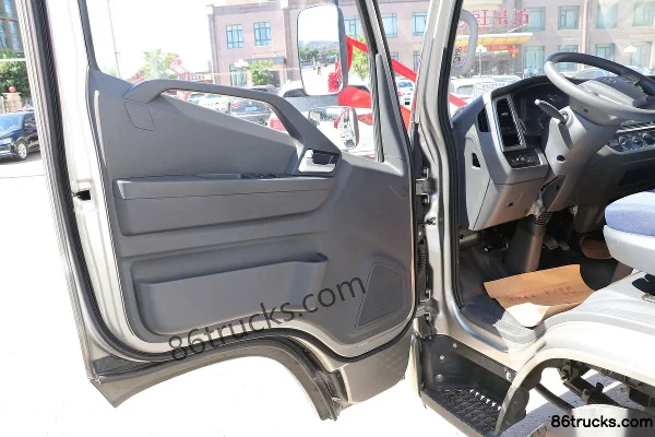 Hyundai Commercial Vehicle Shengtu 150hp 4X2(6 wheels) 4.17m automatic single-row van light truck (China VI) Cab (1) | 86Trucks