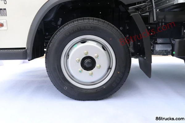 Foton Times Pilot S1 120 ch 4X2(6 roues) camion de vente à cabine simple (China VI) Châssis (2) | 86Trucks