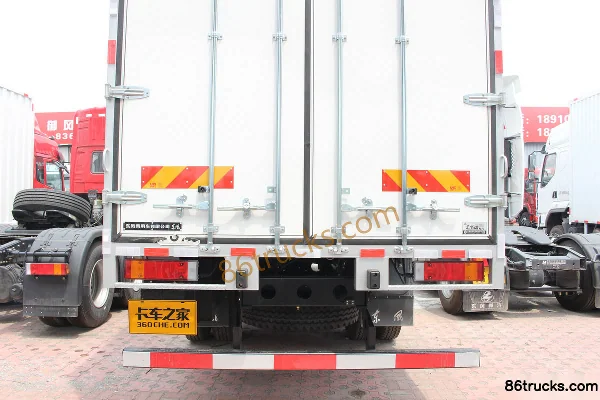 Dongfeng Commercial Vehicle Tianjin KR 220 hp 4X2(6 wheels) 6.8m side guard cargo truck Body (3) | 86Trucks