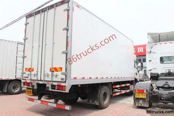 Dongfeng Commercial Vehicle Tianjin KR 220 hp 4X2(6 wheels) 6.8m side guard cargo truck Body (2) | 86Trucks
