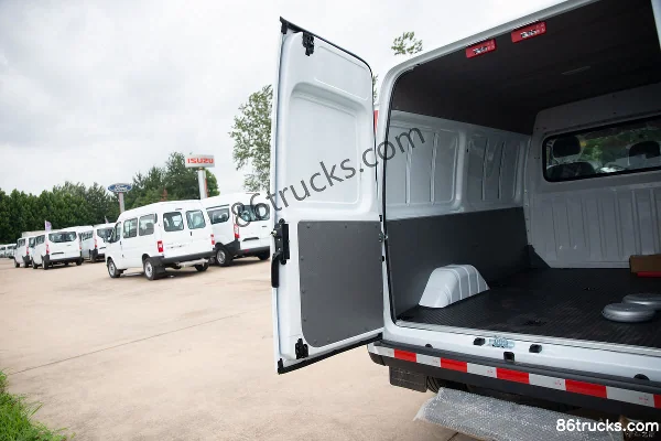 JMC Teshun 2021 116hp 3-seat 2.8T diesel mid-roof panel van (China VI) Cargo Box (1) | 86Trucks