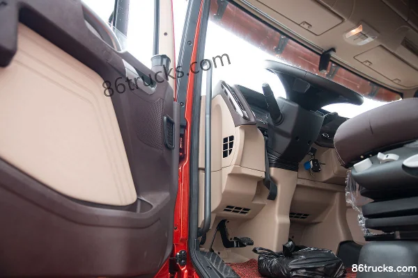 FAW Jiefang Qingdao JH6 Heavy Truck Zhizun Edition 2.0 460 hp 8X4(12 wheels) 8.6m Stake Truck Cab (3) | 86Trucks