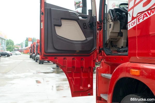FAW Jiefang Qingdao JH6 Heavy Truck Zhizun Edition 2.0 460 hp 8X4(12 wheels) 8.6m Stake Truck Cab (2) | 86Trucks