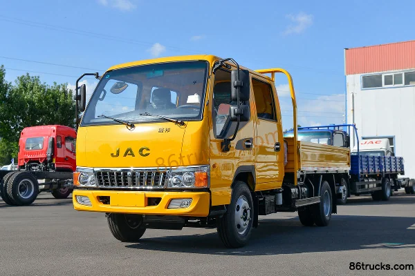 JAC Junling E3 130 ch 4X2(6 roues) 3,2 m camion léger à ridelles double cabine (China VI) Extérieur (3) | 86Trucks