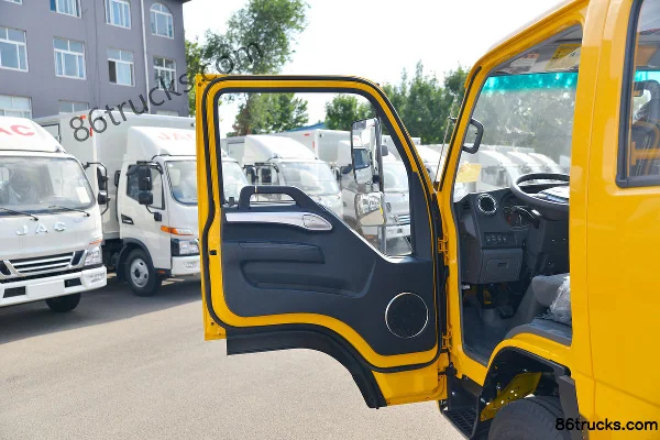 JAC Junling E3 130 ch 4X2(6 roues) 3,2 m camion léger à ridelles double cabine (China VI) (1) | 86Trucks