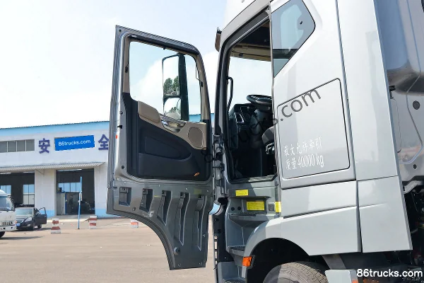 JAC Gallop K7 Heavy Truck 490hp 6X4(10 wheels) AMT Automatic Tractor Truck (China VI) Cab (1) | 86Trucks