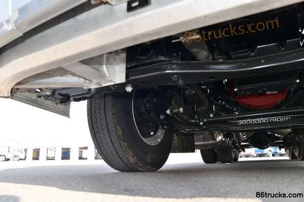 JAC Gallop K7 Heavy Truck 490hp 6X4(10 wheels) AMT Automatic Tractor Truck (China VI) Chassis (2) | 86Trucks