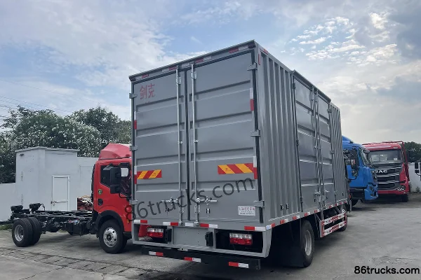 Dongfeng Kaipute Nebula K7 Leading Edition 163hp 4X2(6 wheels) 5.15m Single Row Van Light Truck (China VI) Exterior (2) | 86Trucks