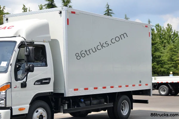 JAC Kangling J5 130 hp 4X2(6 wheels) 4.15m single-row van truck (China VI) Body (1) | 86Trucks