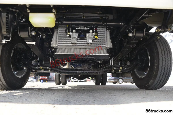 Foton Times Leader 6 130hp 4X2(6 wheels) 4.2m Single Row Flatbed Light Truck (China VI) Chassis (1) | 86Trucks