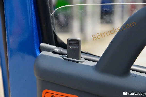 Feidi Hongrui T Series 110 hp 4X2(6 wheels) 3.7m Dump Truck (China VI) Cab (1) | 86Trucks
