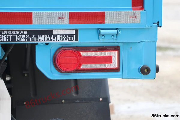 Feidi W5 130hp 4X2(6 wheels) 4.18m single-row flatbed light truck (China VI) (narrow body) (3) | 86Trucks