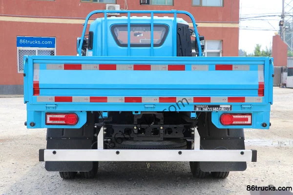 Feidi W5 130hp 4X2(6 wheels) 4.18m single-row flatbed light truck (China VI) (narrow body) (1) | 86Trucks
