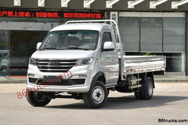 Huachen Xinyuan T50S version standard 112 ch 4X2(6 roues) CNG plateau ridelles monoplace 3,6 m micro camion China VI (bouteille de gaz 200 L