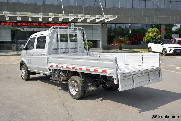 Brilliance Xinyuan T52S Standard 112ch 4X2(6 roues) CNG 2,85m double cabine plateau mini camion (China VI) Châssis (2) | 86Trucks