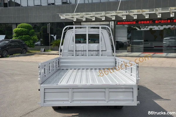 Brilliance Xinyuan T52S Standard 112ch 4X2(6 roues) CNG 2,85m double cabine plateau mini camion (China VI) Châssis (1) | 86Trucks