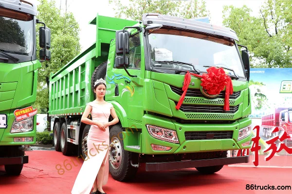 FAW Jiefang Qingdao Han V Heavy Truck 2.0 350hp 8X4(12 wheels) 5.6m Dump Truck Exterior